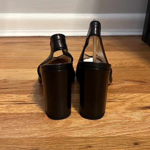 Barney’s Black Leather Sling Back Pointy Toe Heels - Picture 4 of 6